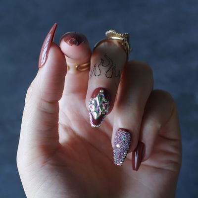 MqpQ Short Ballet Coffee Advanced crystal design False Nails Custom Logo Glossy Coffin Blair Fake Nails Dark Brown Gel