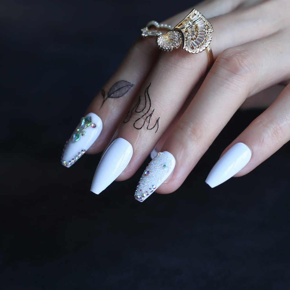 MqpQ Coffin Gel False Nails Cover Crystal Clear Ballet Square White With Rhinestones Fake Nails Logo Nail Case Can Be Customized