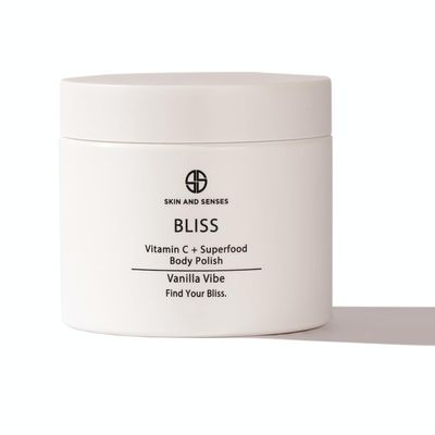 Bliss Vitamin C + Superfood Body Polish - Bliss exfoliating body polish works deep to exfoliate, clarify, and tone your skin and is created with ingredients full of superfoods, vitamins antioxidants.