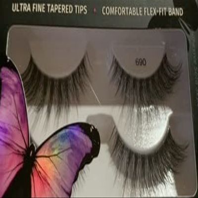 Salon Perfect Lash 690 + Nail Set Kit
