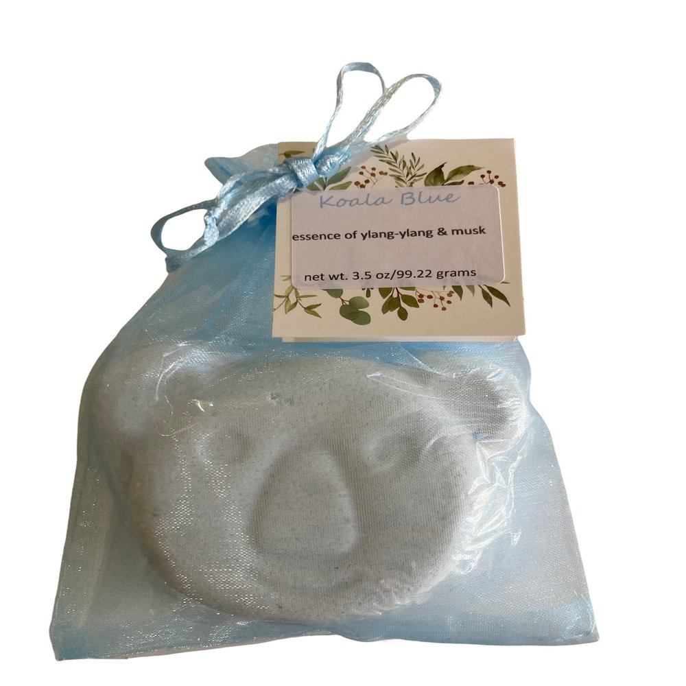 Creamy When Wet Bath Bombs - (Koala Blue - Essence of ylang ylang and Musk)