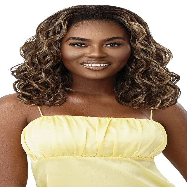 Outre Converti Cap Synthetic Wig - CHARMING WAVES (DRRDVV)