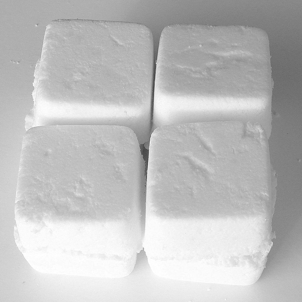 Set 8 Goat Milk and Honey Bath Bombs, Randalia Bee Hives (Lavender)