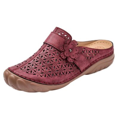 oiangi Comfortable Wedge Sandals for Women Casual Summer Carved Flower Hollow Closed Toe Wedge Slip-on Slipper Soft Baotou Breathable Home Outdoor Shoes