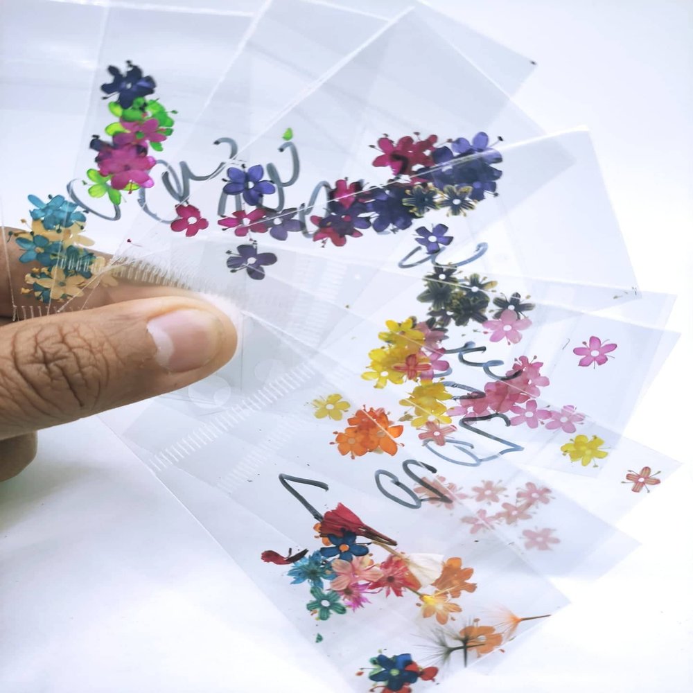 Fantasy Nails Flores Secas (Dry Flowers) in plastic bags 12 bags different styles Nail Art Decoration (Mexican Style)