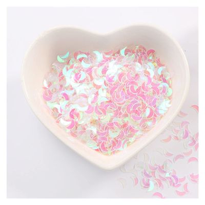 HANRUO 2000Pcs/lot 2 * 6mm Curved Moon Sequins Paillettes for Nails Art Manicure,Wedding Decoration Confetti,Slime DIY Accessories (Color : Transaprent, Size : 2x6mm 10g)