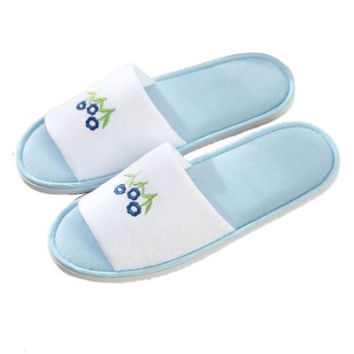 10 Pairs Home Guest Slippers Disposable and Washable House Shoes Anti Slip Super Soft Slippers for Indoor Home Office Modern Farmhouse Decor Or Shoeless Home Slippers