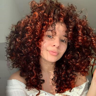 YEAME Curly Wigs for Black Women - Orange Brown Mixed Synthetic Afro Curly Wigs with Bangs, 15" Length, Heat Resistant, 21.75" Cap Size