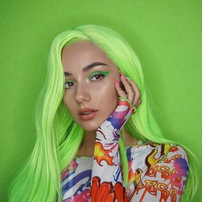 Angle Lucky Green Lace Front Wig Long Body Wavy Neon Green Free Part Wig Heat Resistant Fiber Glueless Daily Wear Wigs for Women 24 Inches
