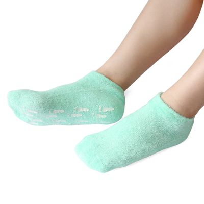 Ruilogod 1 Pair Green Soften Cracked Skin Moisturising Spa Treatment Anti- Gel Socks (id: 0b1 92d 2c8 ee7 782