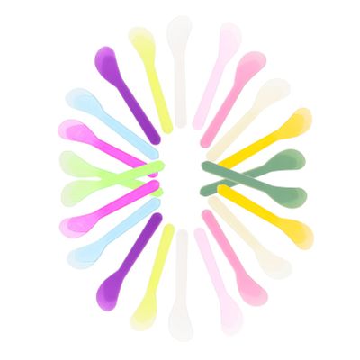 FRCOLOR 100pcs Mixed Color Facial Mask Spatulas Lightweight Cream Extract Tools for Skincare Masks and Beauty Application for Cream Serum and Peel Use