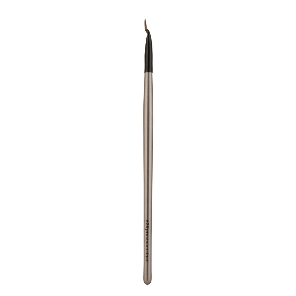 #26 Precision Bent Eyeliner Brush