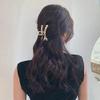 UUYUU Fashion New Elegant Pearls Fish Tail Hair Claws Barrettes Hair Clips for Women Hairpins Fashion Hair Accessories Gifts view 2