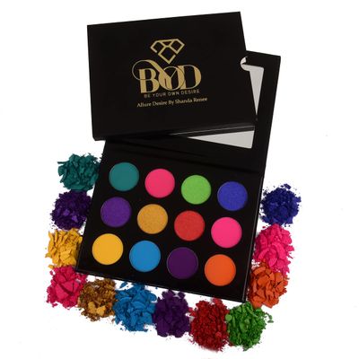 Allure Desire Eyeshadow Palettes Black Bold
