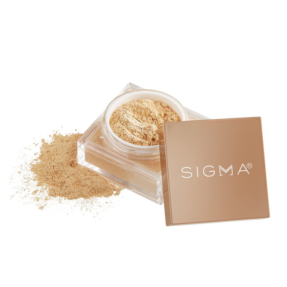 Sigma Beauty Soft Focus Setting Powder Silky Smooth, Lightweight Loose Setting Powder for Setting Makeup, Blurring Powder Reduces the Look of Pores, Lines & Wrinkles (Buttermilk, Light Beige Matte)