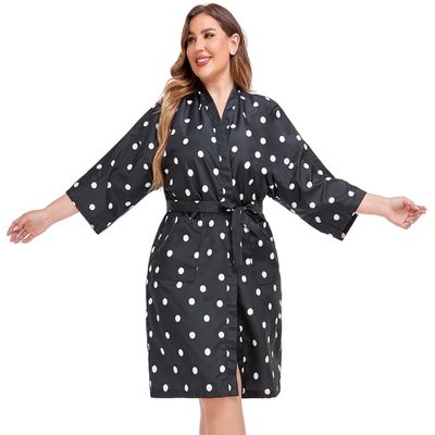 Salon Client Smocks Capes for Women, Barber Hair Color Cape Gown for Haircut, Hair Dye, Hair Styling, Black &white Dots