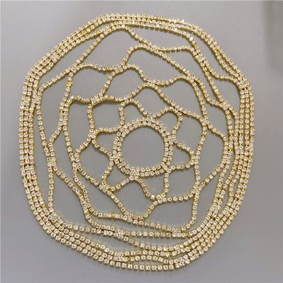 2Chique Boutique Women's Mesh Round Rhinestone Head Chain Hairpiece Hair Accessories (Gold)