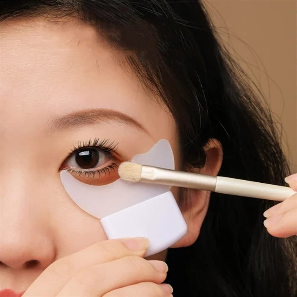 InfantLY Bright Mascara Shield Applicator Multifunctional Silicone Brush Lash Stopper Eyeliner Applicator Eye Makeup Tool for Eyelashes baffle