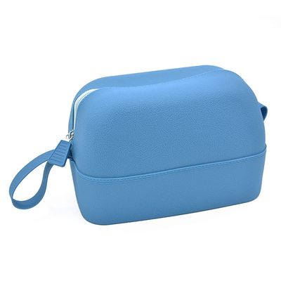 Waterproof Makeup Bag, Silicone Toiletry Bag, Portable Travel Storage Bag, Large-Capacity Washable Cosmetic Bag, Handy Pouch Bag with Zipper, Cosmetics Organizer for For Women Men (Blue)
