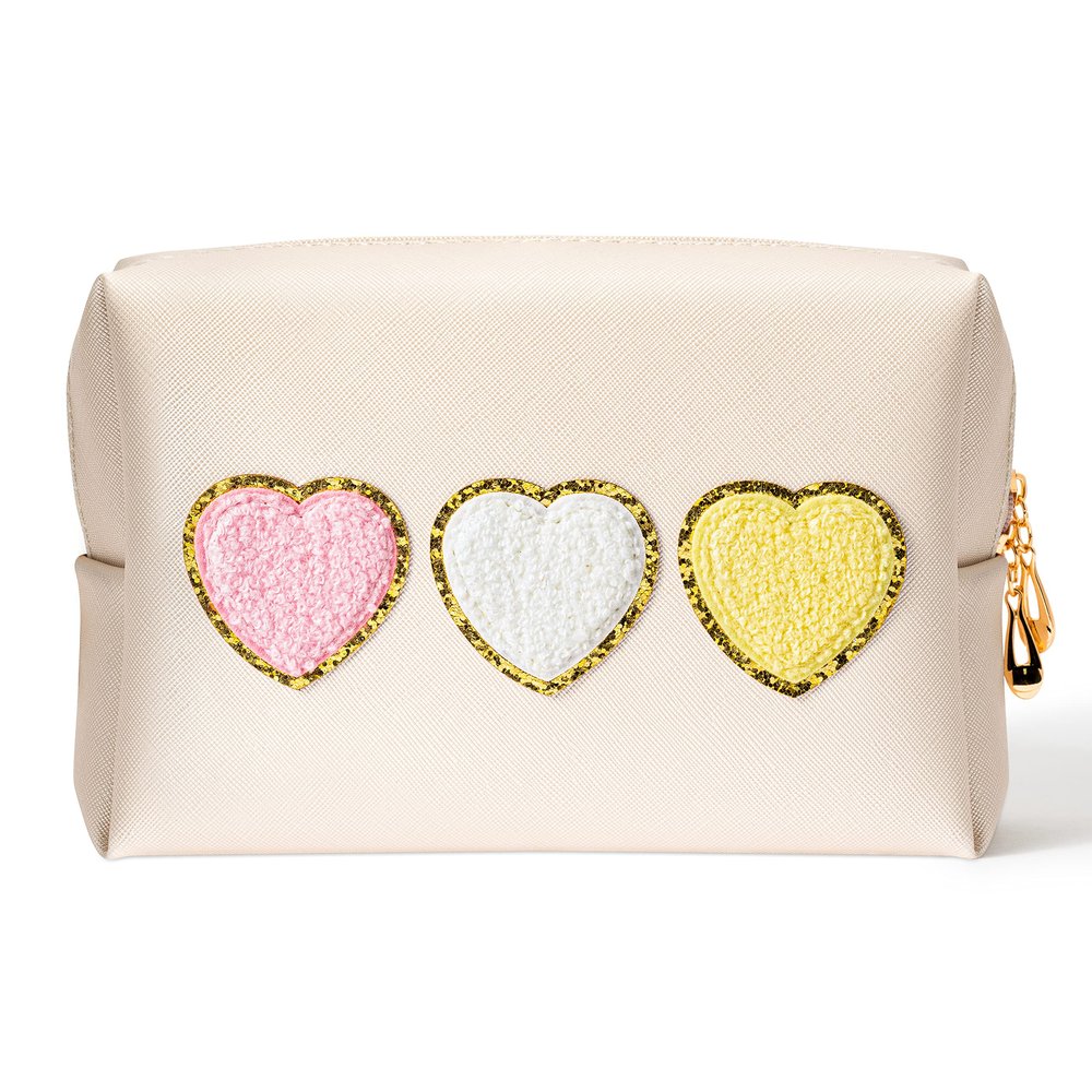 Belanttega Christmas Heart Makeup Bag - Christmas Gift Preppy Patch Cute Heart Cosmetic Toiletry Bag PU Leather Makeup Pouch Portable Waterproof Travel Shower Organizer Birthday Gifts for Women Girls