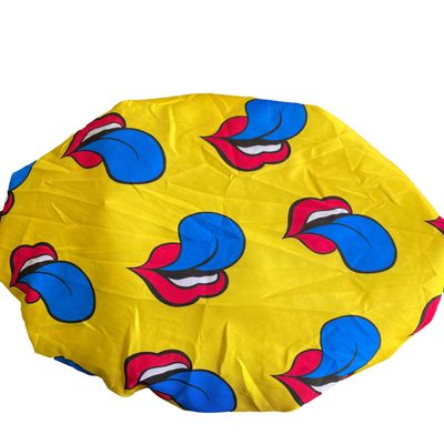 Hot Lips Bonnet