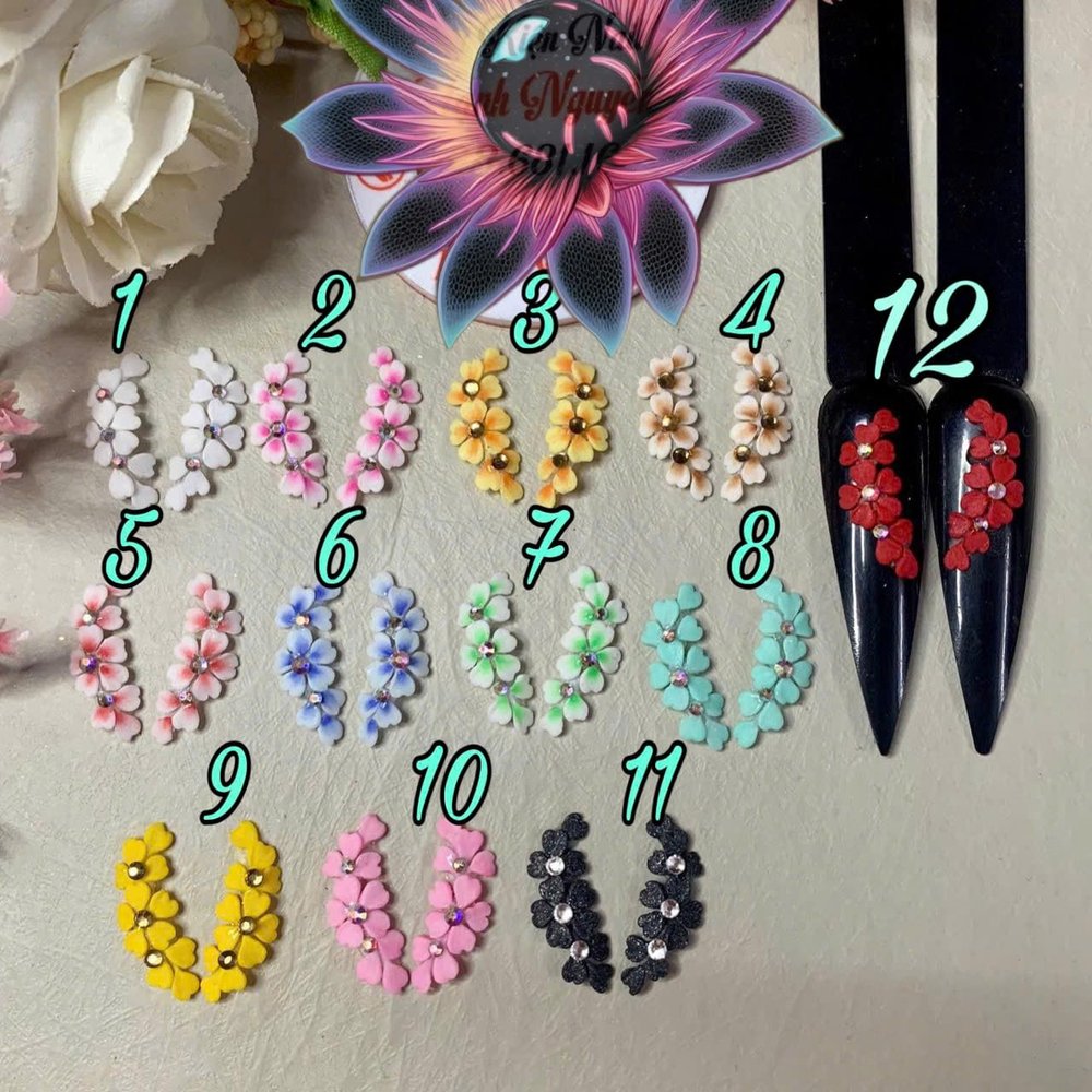 Set 10PCs 3D Acrylic Heart Flower Nail Art Charms Handmade by Acrylic Powder Design Acrylic Nail Art for Women Girls (Pink)