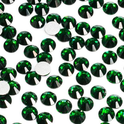 Emerald Green Nail Rhinestones 1440pcs SS20 Bulk Nail Art Round Flatback K9 Glass Gems Beads Stones Diamonds Glitter Gluefix for Nail Charms Jewels Accessories Crafts Eye Face Makeup Clothes Shoes DIY