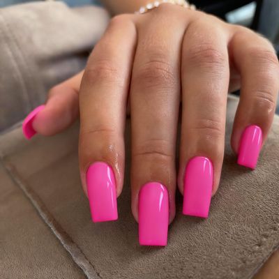 KXAMELIE Hot Pink Coffin Nails - Medium, Reusable 24 Press Ons, Thick, Acrylic, Solid Color False Nails for Women