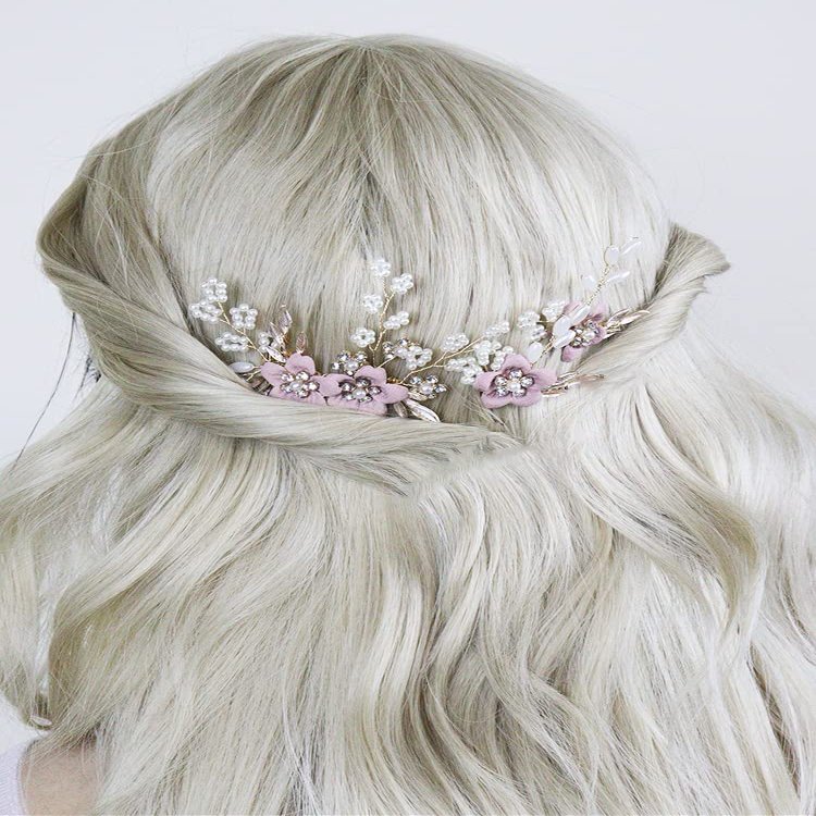 Brihasory Pink Bridal Hair Comb and 2PCS Wedding Hair Pins Pearls Hair Accessories for Brides Flower Headpiece Romantic Hair Ornaments Party Prom Tiaras for Girls and Women Bridesmaid Gifts(Pink)