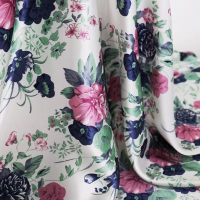 100cm*148cm Soft Polyester Charmeuse Lining Cloth Scarf Pajamas Fabric Hairband Headwear Material Vintage Flowers Print Satin Fabric (Color 3)