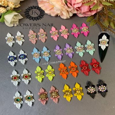 4PCS 3D Acrylic Flowers Nail Art Charms Handmade- Flowers Nail BLing Rhinestones 3D Crystal Nail Pearls Flat Design Acrylic Nail Art for Women Girls (All 16 Color =32PCS)