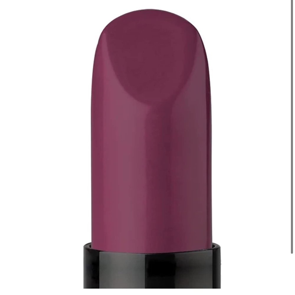 NNYL BEAUTY Creme lipstick (Bombshell)