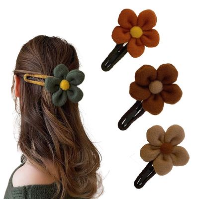 Plush Flower Clip,elegant Winter Plush Duckbill Clip,plush Flower Duck Bill Clip Hairpin,elegant Winter Ladies Flower Hair Clip (3 pcs-B)