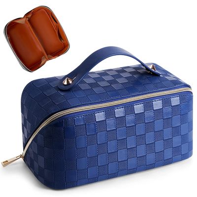 Cessfle Large Capacity Travel Cosmetic Bag Plaid Checkered Makeup Bag Portable Leather Waterproof Skincare Bag with Handle and Divider for Women 01-Blue