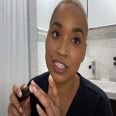 Beauty and the City Glitterstick: Hydrating 1 Step Glow Up (Gold)