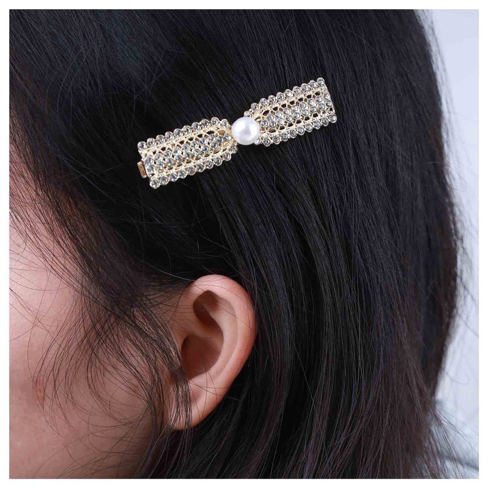 Allereyae Vintage Crystal Pearl Bow Hair Clip Barrette Rhinestone Pearl Hair Barrette Faux Pearl Head Clip Headwear Barrette Gold Pearl Hair Accessories for Women