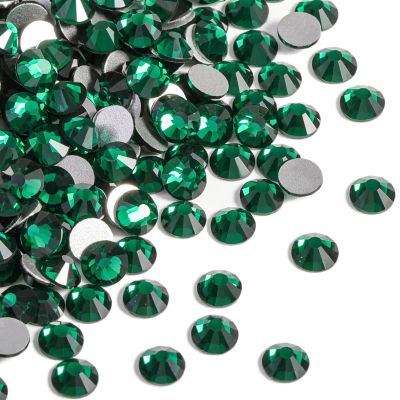 Beadsland 2880pcs Flat Back Crystal Rhinestones Round Gems for Nail Art and Craft Glue Fix,Emerald,SS16,3.8-4.0mm