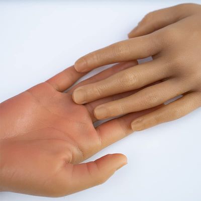 A Pair Hand Nail Art Soft Practice Hands Flexible Silicone Prosthetic Hands Manicure Tools - Fingers can be Bent - Reusable, for Tattoo Artists and Beginners (Wheat)