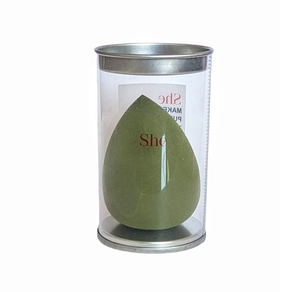 Green Blending Sponge by She Makeup (Tear drop)