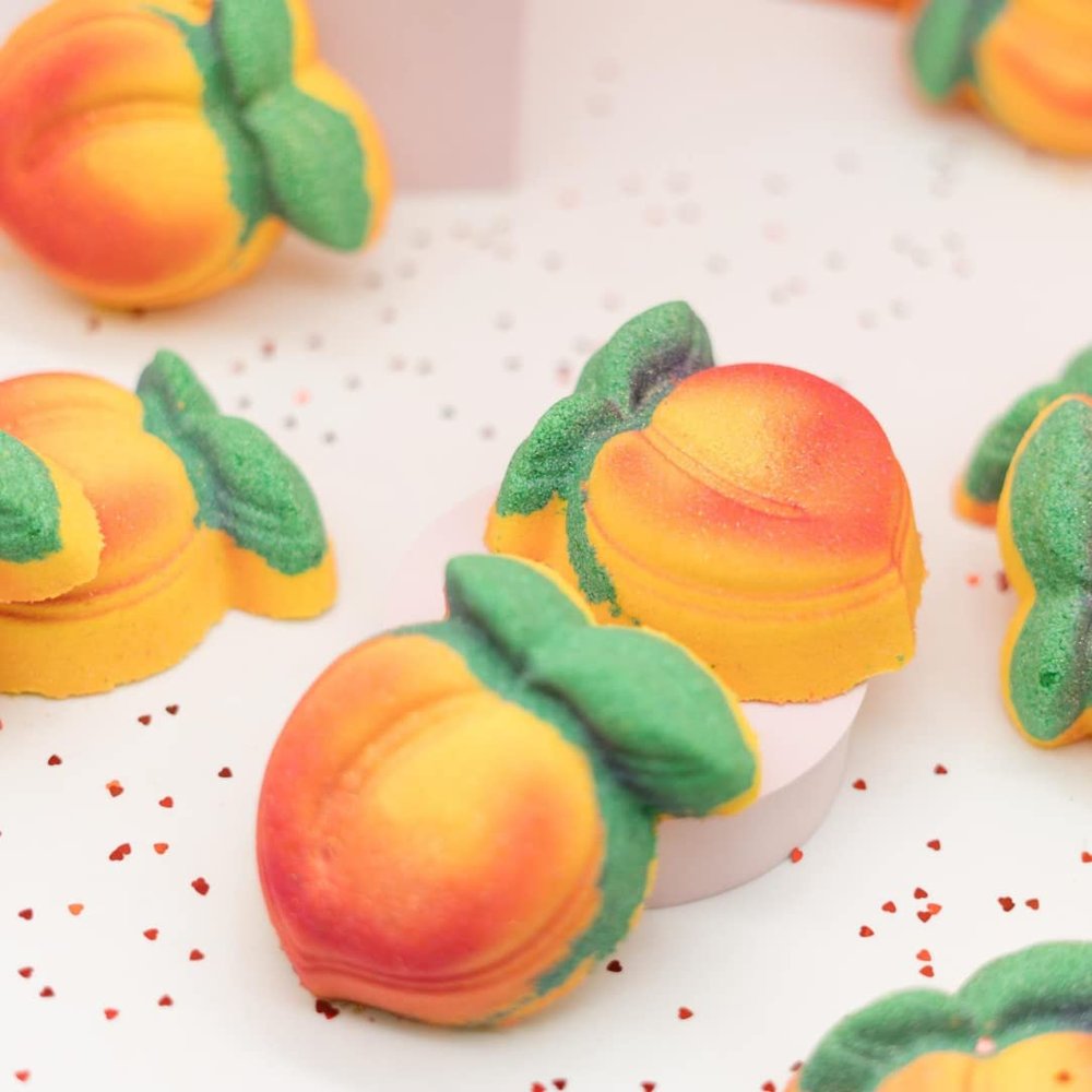 Peachy Bath Bomb