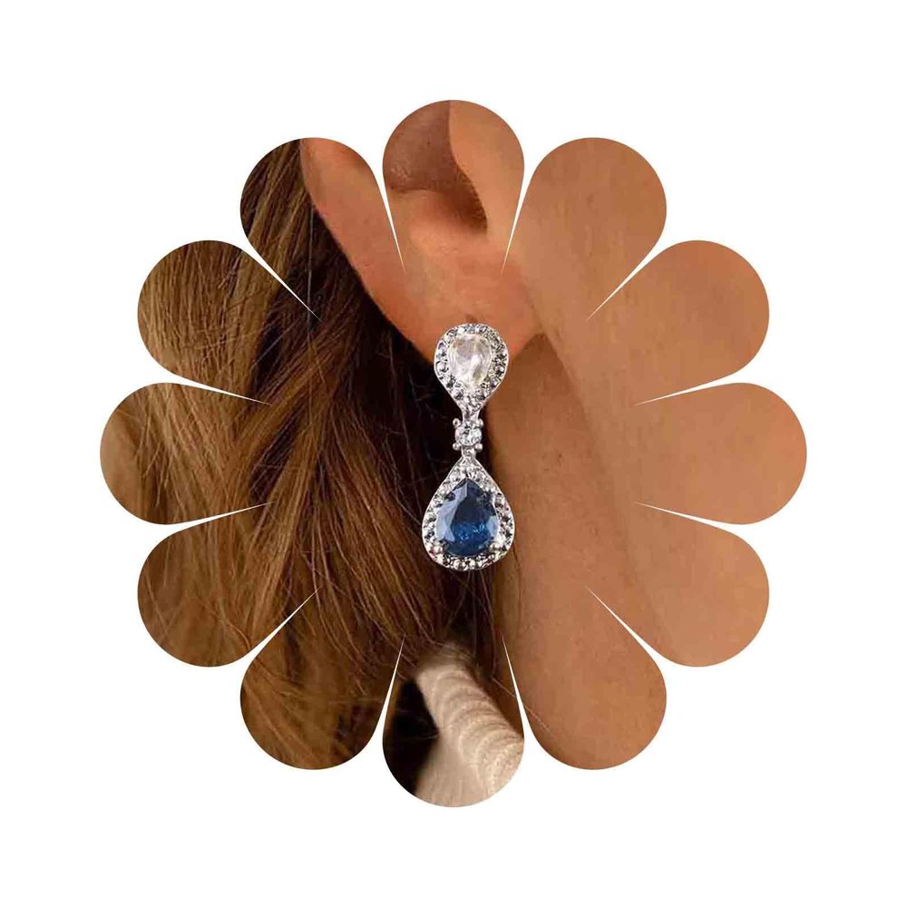 Yheakne Vintage Sapphire Drop Earrings Oval Sapphire Crystal Earrings Silver Teardrop Rhinestone Stud Earrings Blue Crystal Wedding Earrings Jewelry for Women