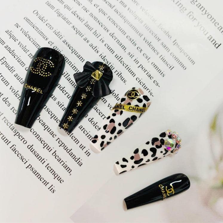 Fake Acrylic Luxury Press On Nails (K)