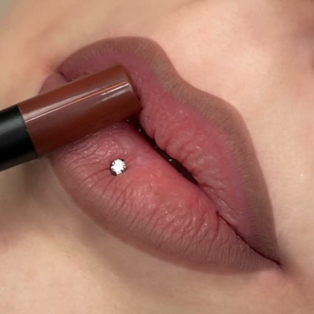 Unicorn Gang Shop Lip Liner (spice)