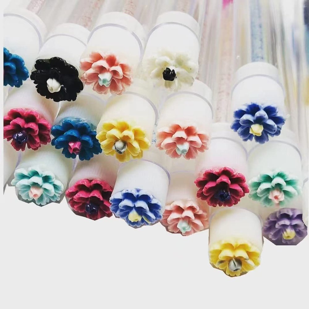 60 Pcs Lash Disposable Mascara Brushes Diamond Eyelash Spoolies Makeup Brush Mascara Wand in Sanitary Tube Lash Supplies  (Flower)