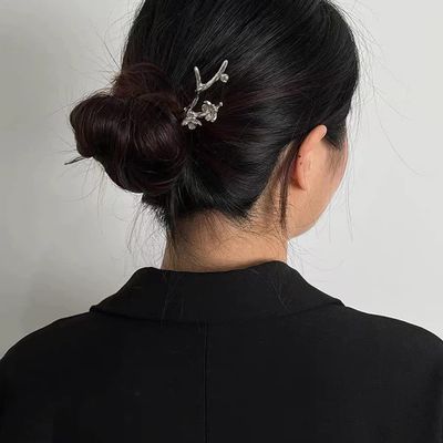 LIBERGA Women's Hair Sticks for Buns,2 Pack,Plum Blossom Hair Chopsticks Clips Flower Branch Shape Hair Accessory Hairpin for Long Hair,Silver