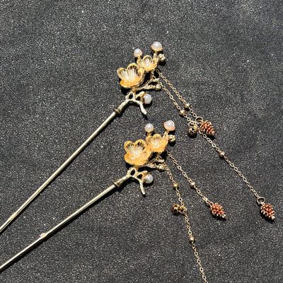LIBERGA 2 Pack Golden Hair Sticks for Buns,Pearl Flower Pinecone Tassel Hair Chopsticks Clips Chinese Vintage Hairpin for Women Hair Accessory
