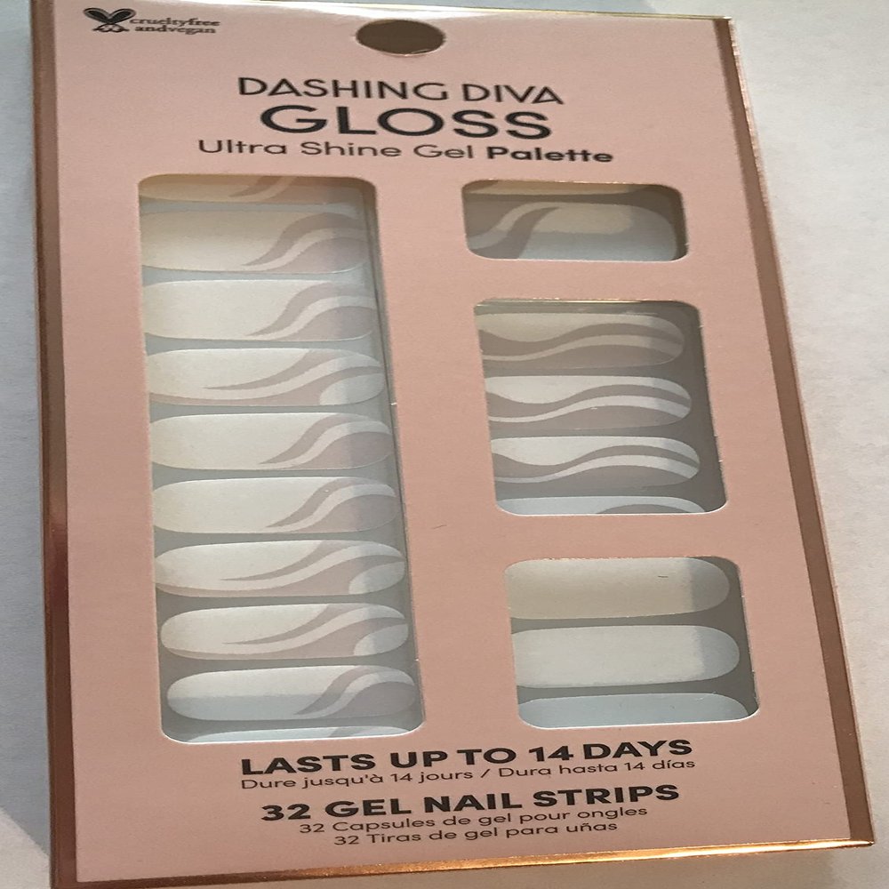 DASHING DIVA FRANCHI GLOSS NAIL PLT YING & YANG