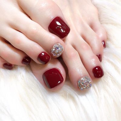 24 PCS Press on Toenails Short Square Fake Toenails Red Fake Toenails Rhinestone Fake Toenails Wearable Fake Toenails Glossy Fake Toenails Acrylic Full Coverage Fake Toenails Gifts for Women and Girls