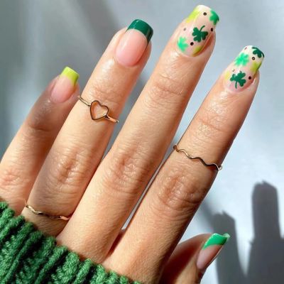 BABALAL St Patrick's Day Press on Nails Short Square Glue on Nails Acrylic Nails with Green Shamrock design Squoval Nails for Women and Girls