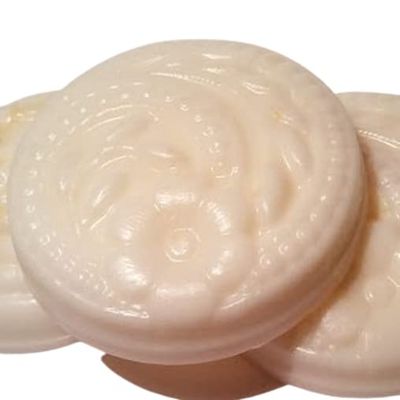 5 Pc Guest Sized - White Floral Scented Shea Butter and Goat Milk Soap Set (Magnolia)